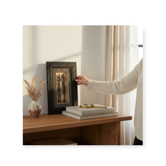 Vintage: African Art Decor Shadow Box 𒀭Ornate Carved Wood 𒀭Beaded Figurines 𒀭 - Picture 15 of 16